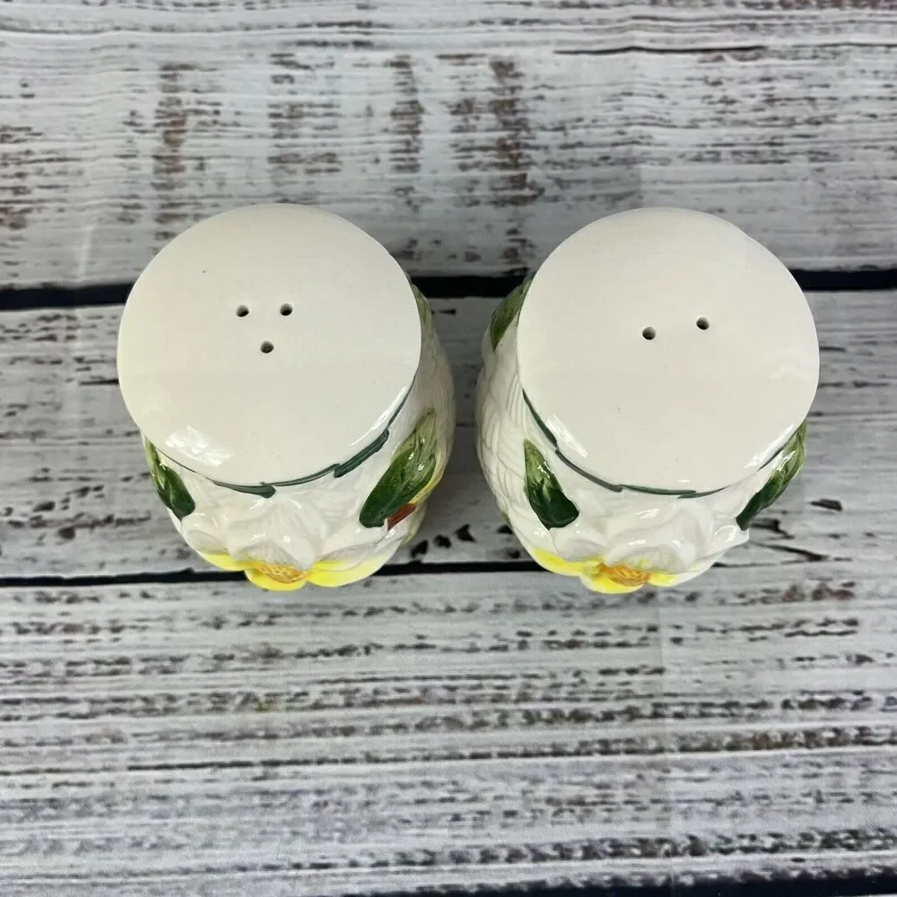 Vintage Youngs Salt & Pepper Shaker Set Magnolia Flower Country Farmhouse Yellow